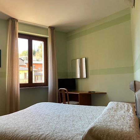 Hotel Ristorante Centrale Vestone Экстерьер фото