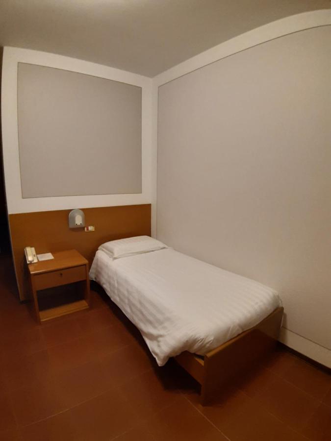 Hotel Ristorante Centrale Vestone Номер фото