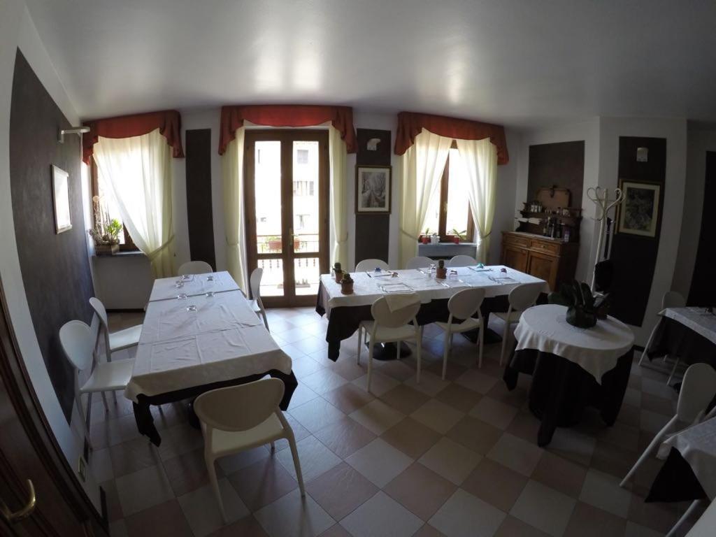 Hotel Ristorante Centrale Vestone Экстерьер фото